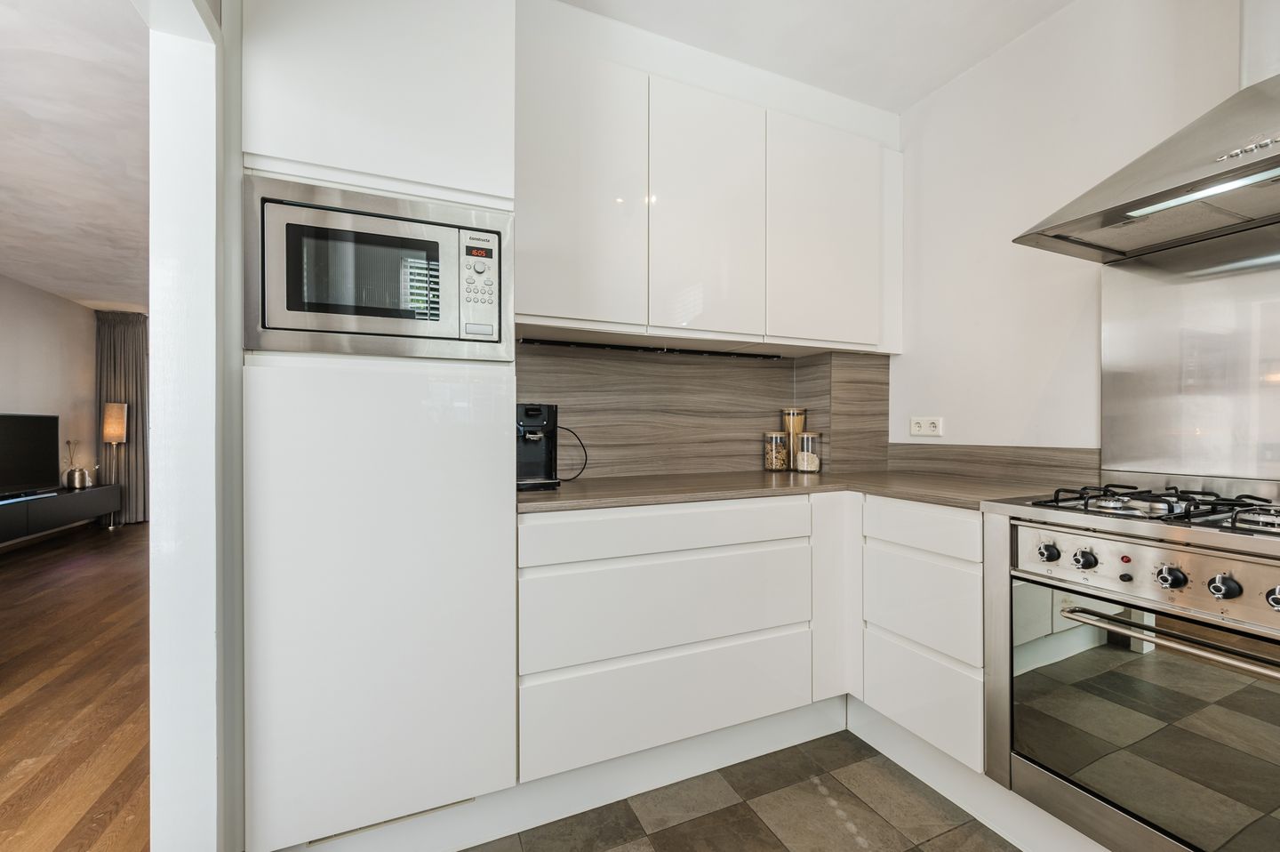 Foto 14 van Robert Schumansingel 6