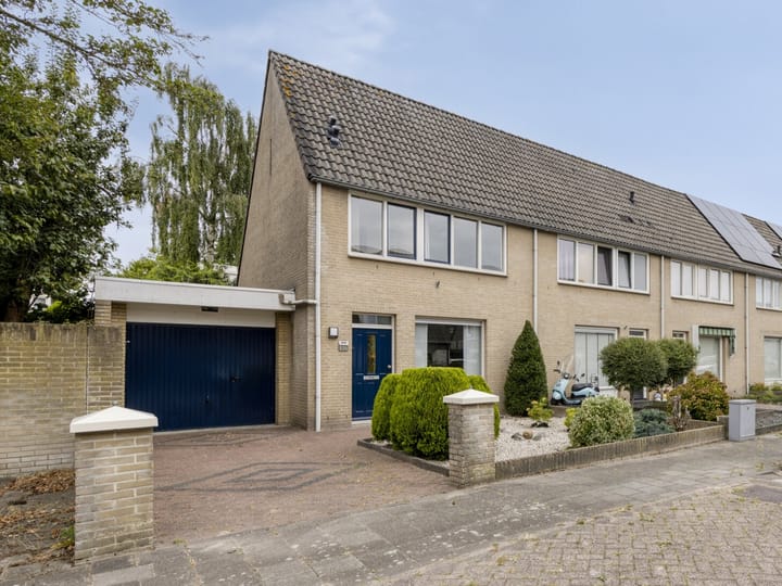 Foto 1 van Holtenstraat 63