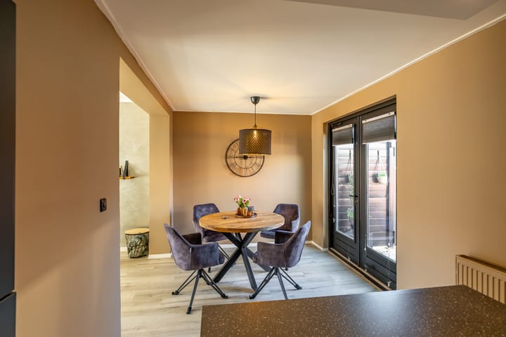 Foto 19 van Trompstraat 14