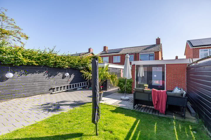 Foto 33 van Trompstraat 14