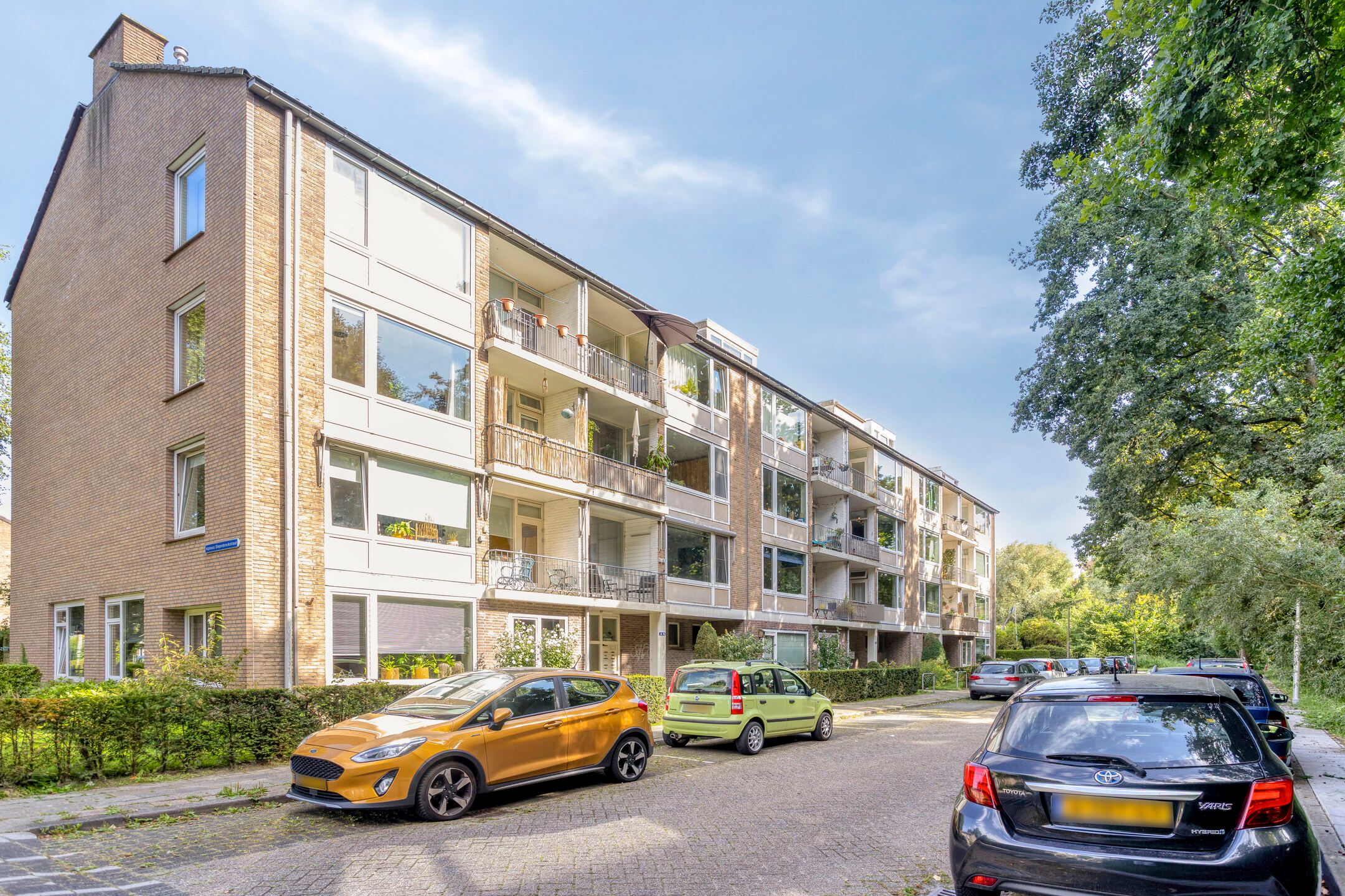 Photo 21 of Johan Wagenaarstraat 14-C