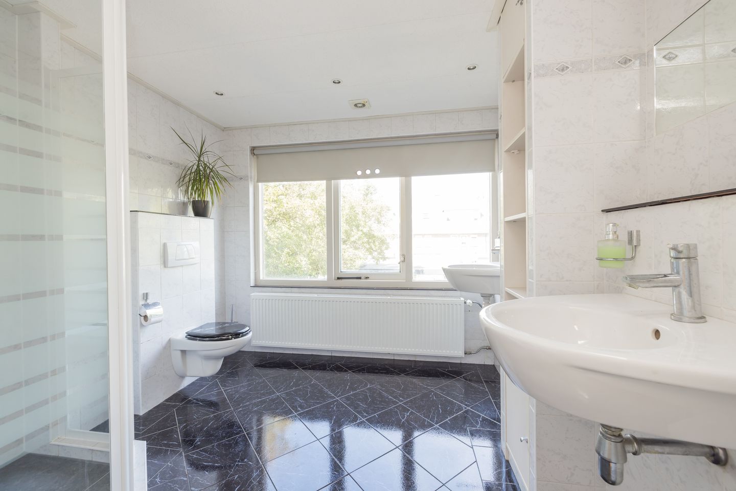 Photo 29 of Ambachtstraat 3