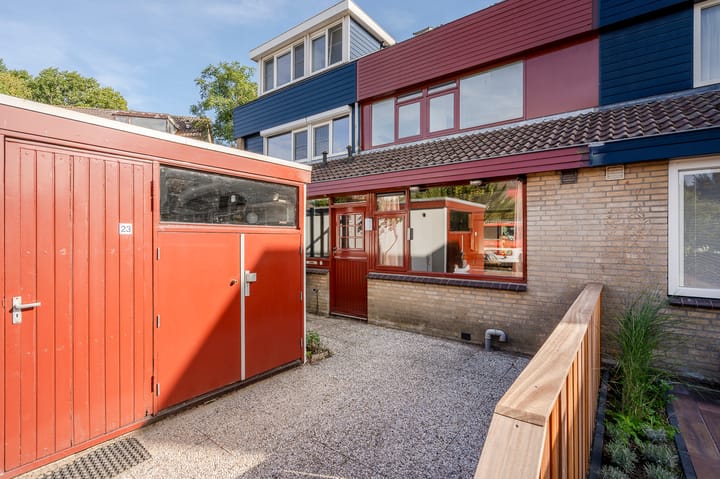 Foto 3 van Cosmeaduin 23