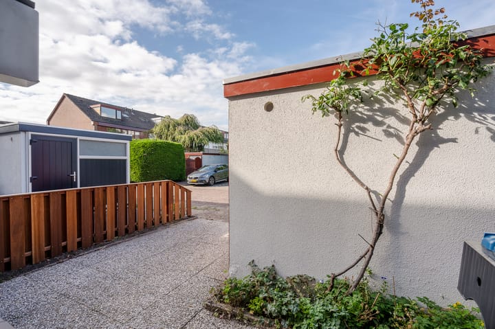 Foto 5 van Cosmeaduin 23