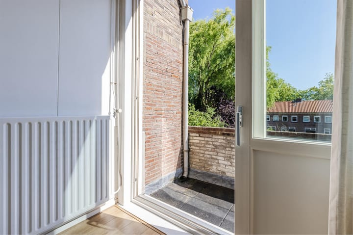 Foto 15 van Johan de Wittlaan 66