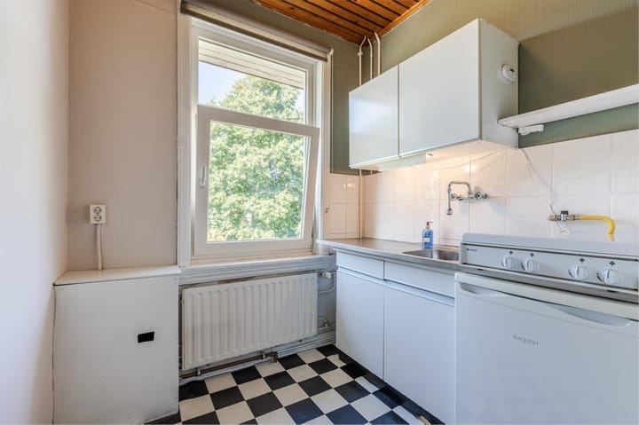 Foto 21 van Johan de Wittlaan 66