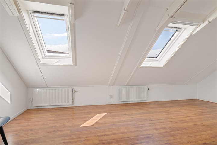 Foto 32 van Jol 12 16