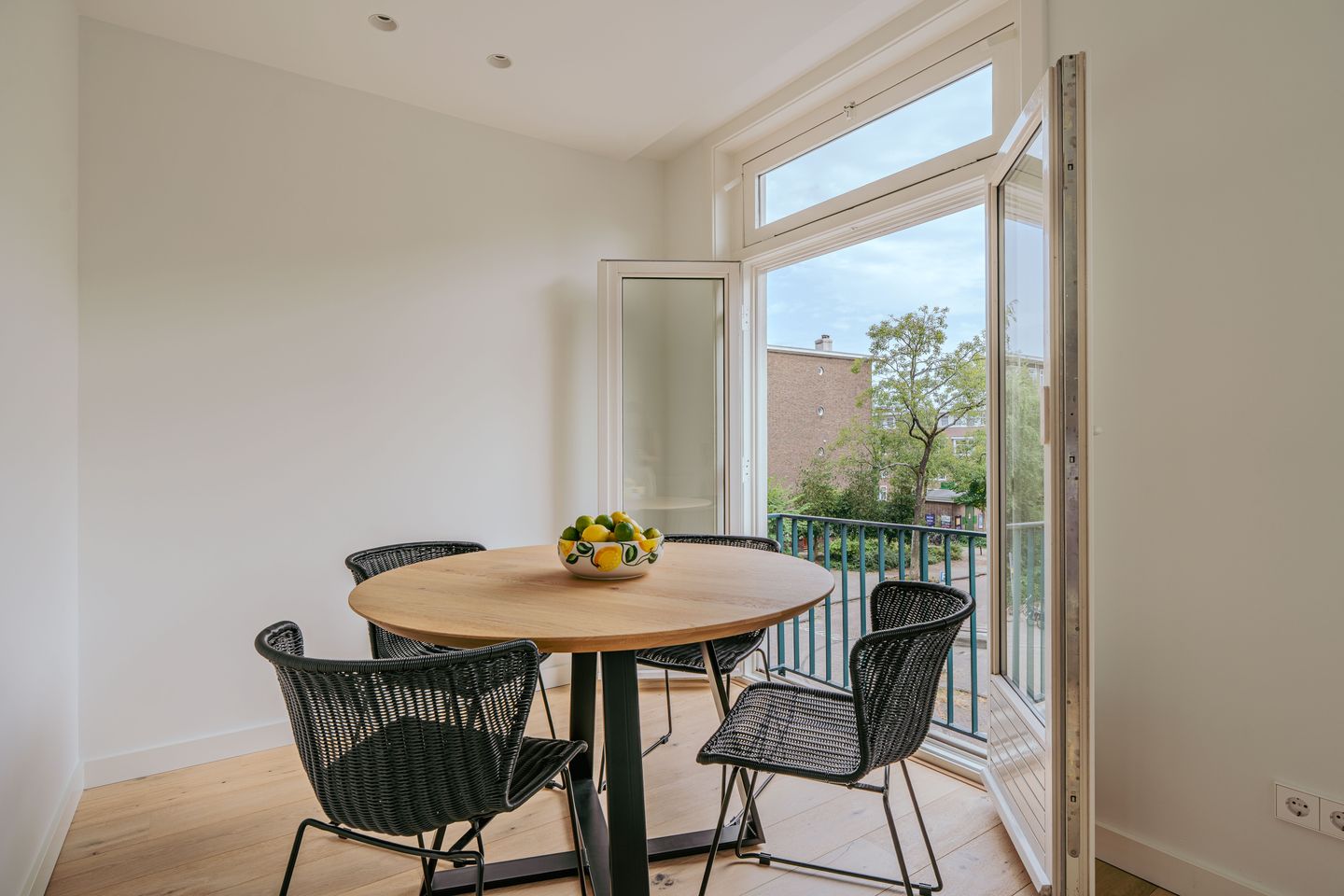 Foto 4 van Uiterwaardenstraat 68-2