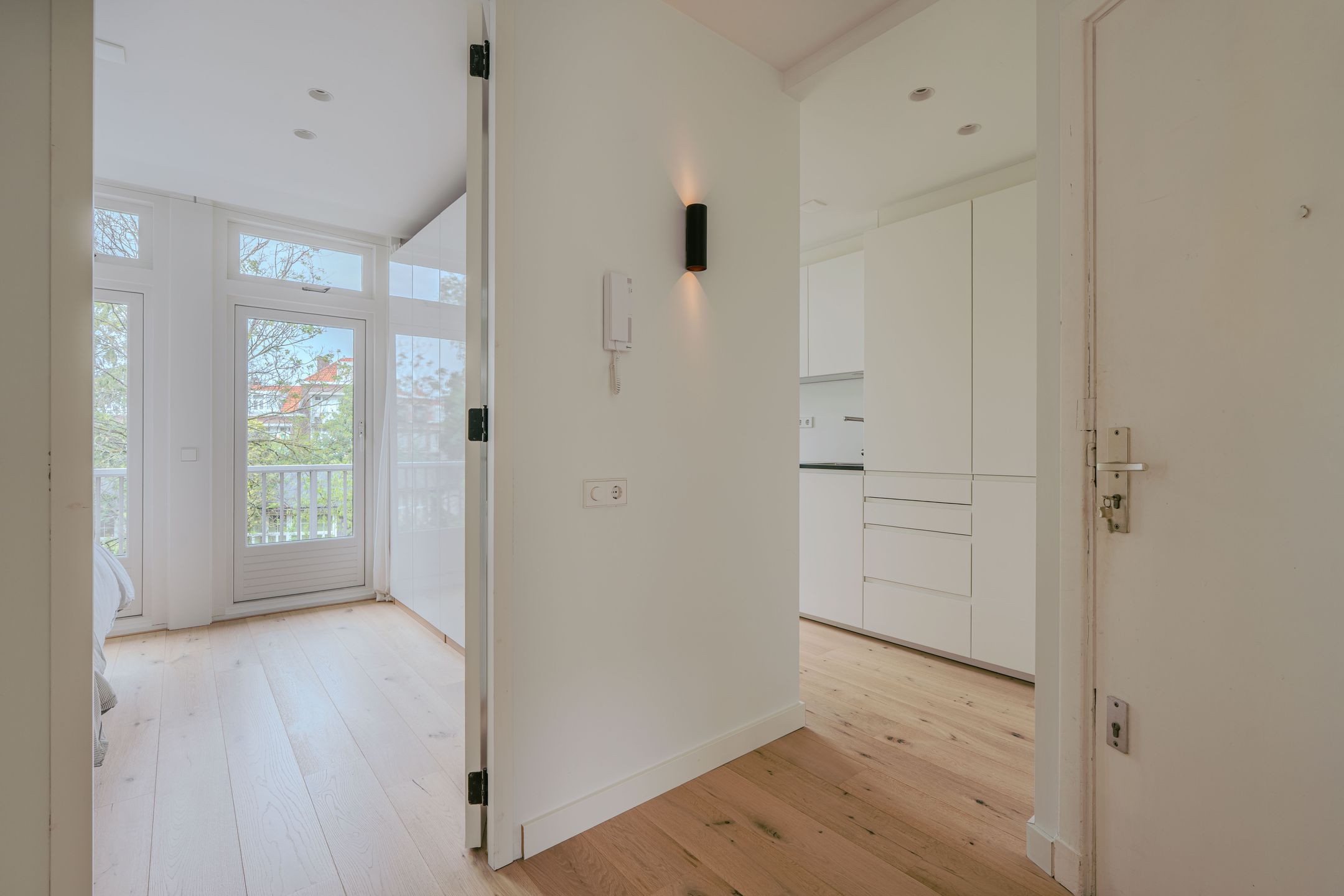 Foto 9 van Uiterwaardenstraat 68-2