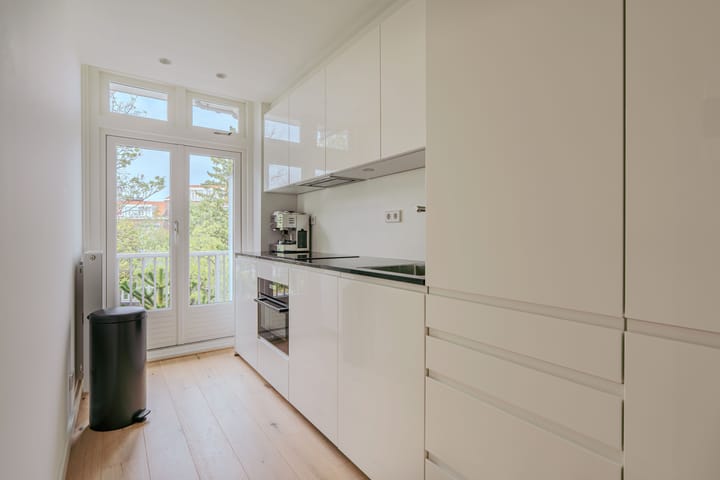 Foto 10 van Uiterwaardenstraat 68-2