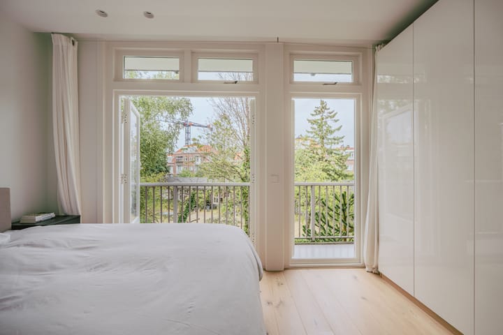 Foto 15 van Uiterwaardenstraat 68-2