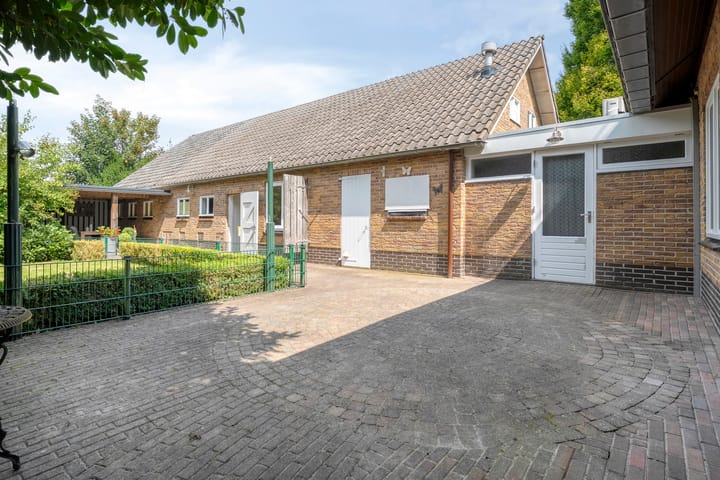 Foto 66 van Oude Hoevenweg 157