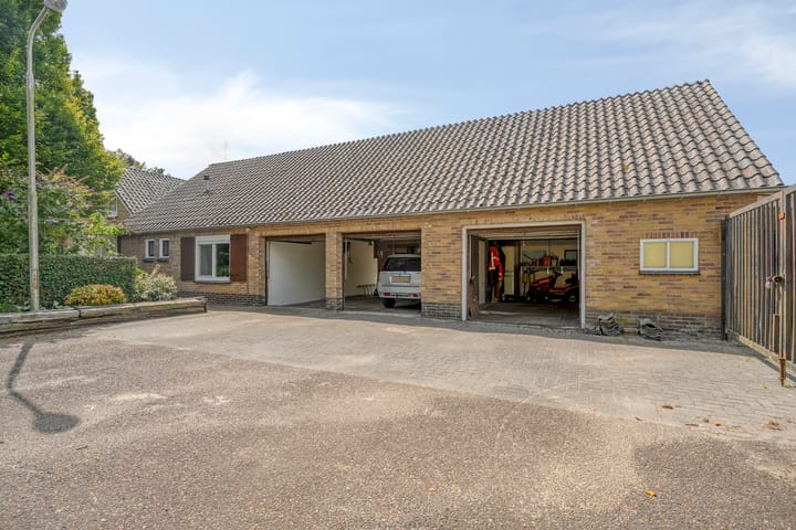 Foto 86 van Oude Hoevenweg 157