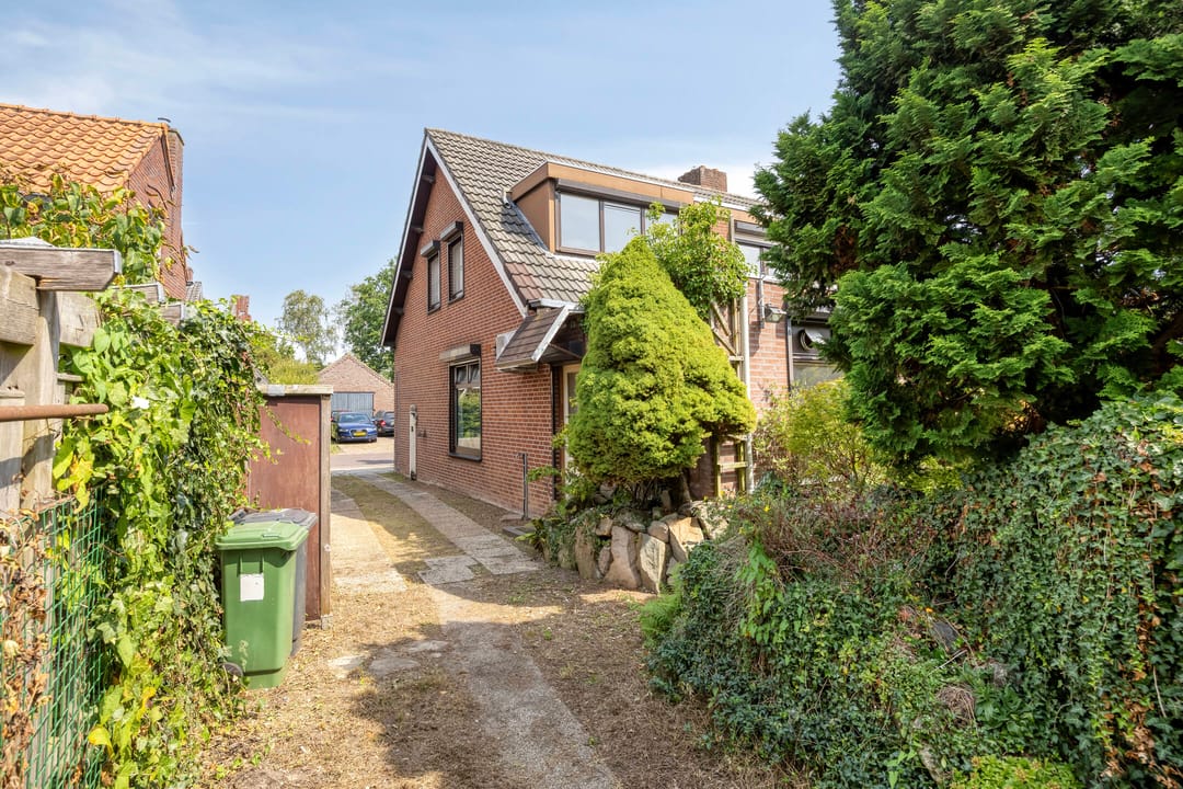 Photo 2 of Hoenderstraat 28