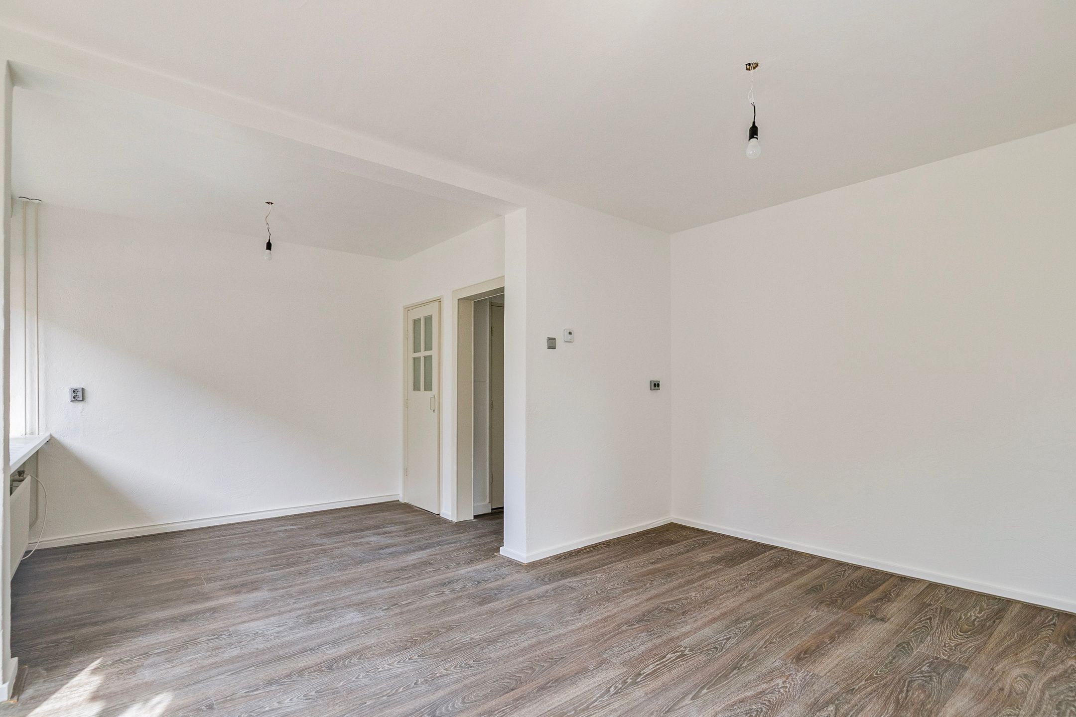 Photo 9 of Detmoldstraat 72