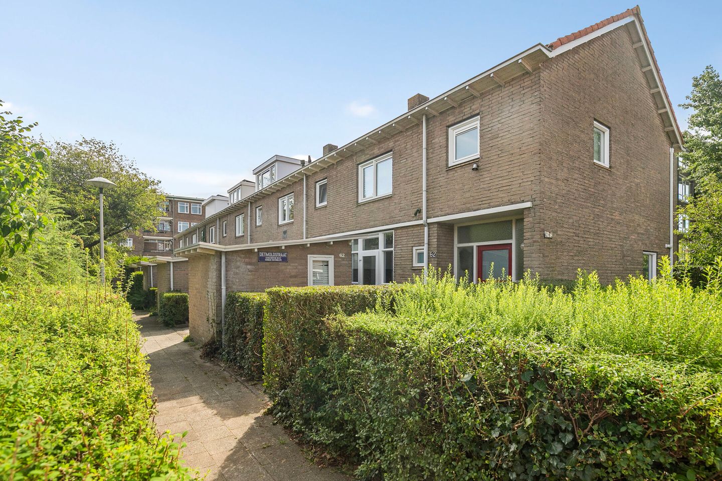 Photo 25 of Detmoldstraat 72