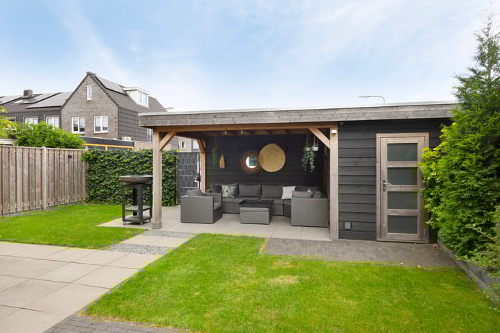 Photo 2 of Lemoenappel 4