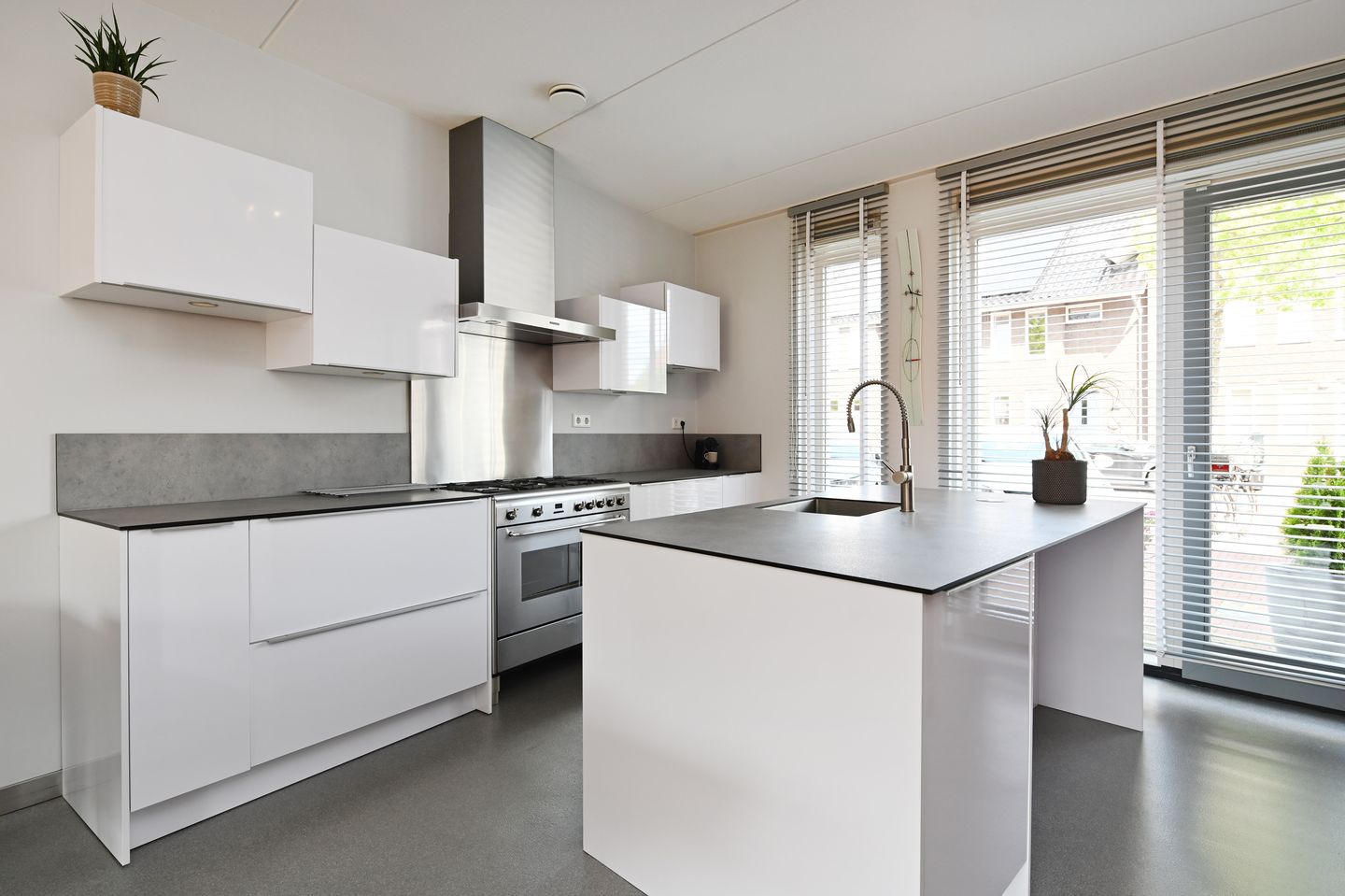 Foto 4 van Weegbree 123