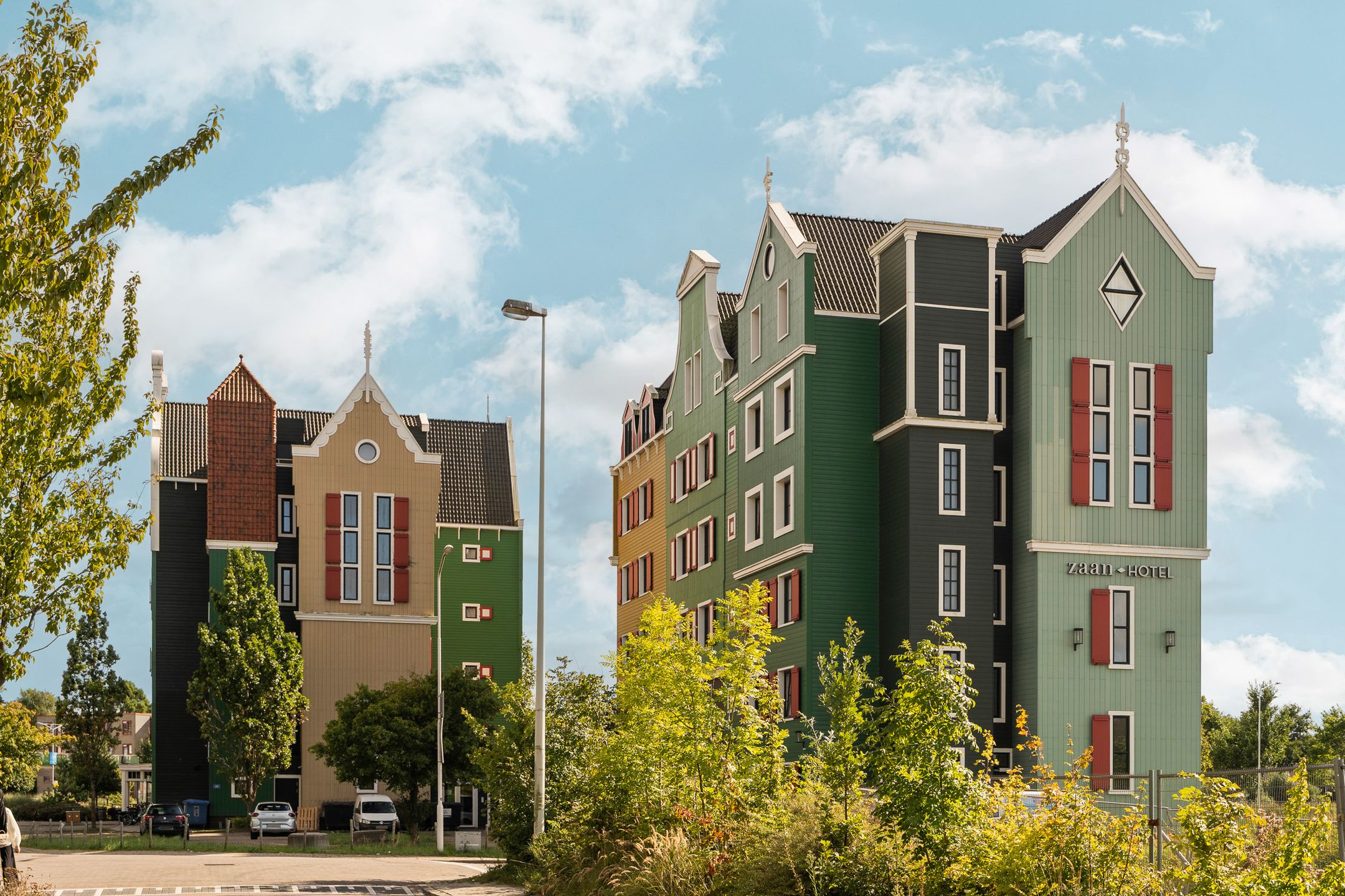 Foto 30 van Mahoniehout 443