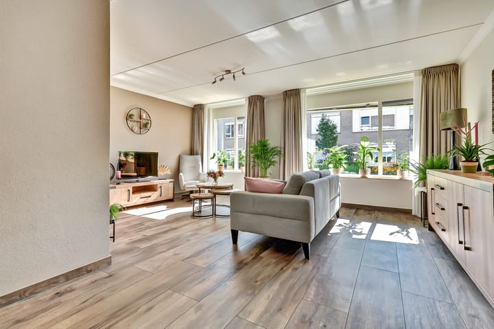 Foto 2 van van Heekgaarde 23