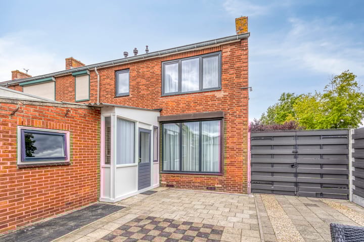 Foto 18 van Henry Dunantstraat 45