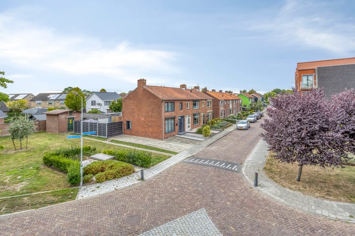 Foto 21 van Henry Dunantstraat 45