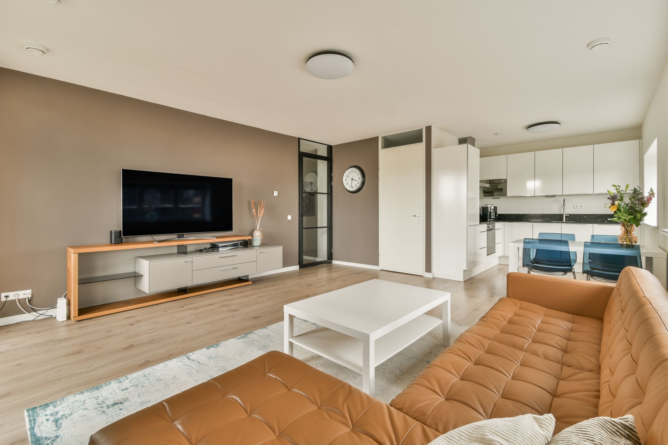 Foto 3 van Waterlandplein 22-D2