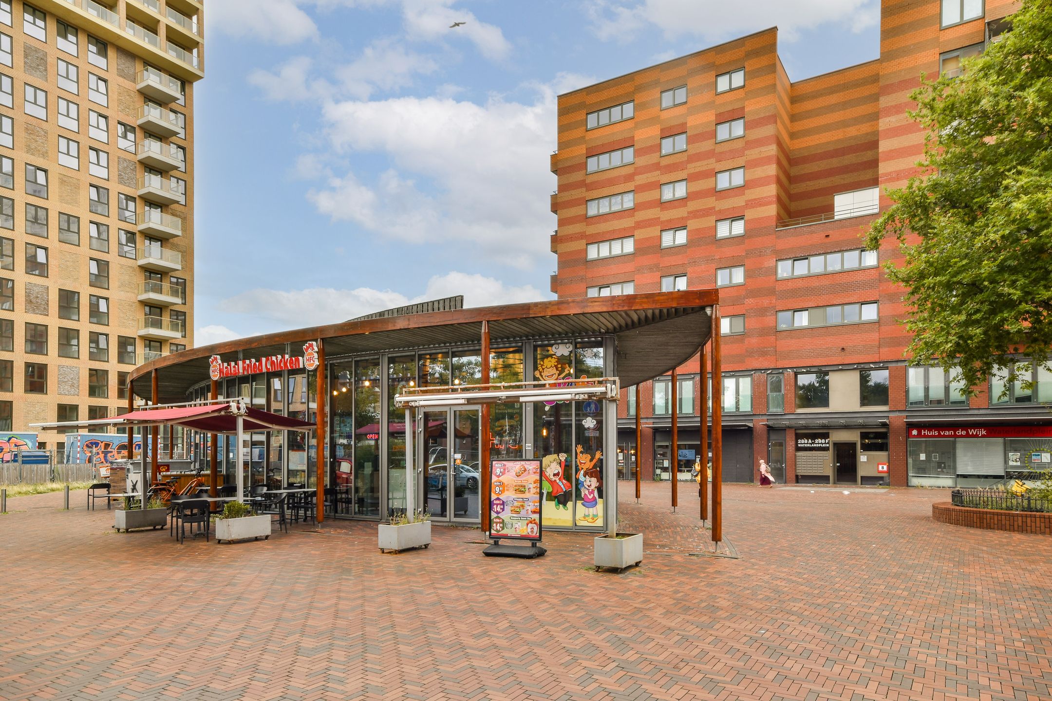 Foto 21 van Waterlandplein 22-D2