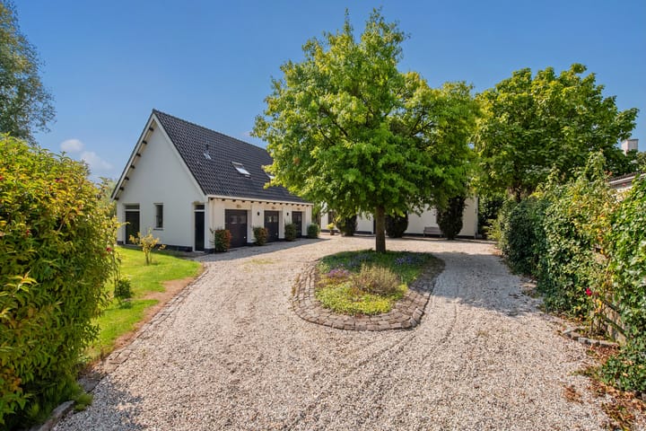 Photo 5 of Westvlietweg 129