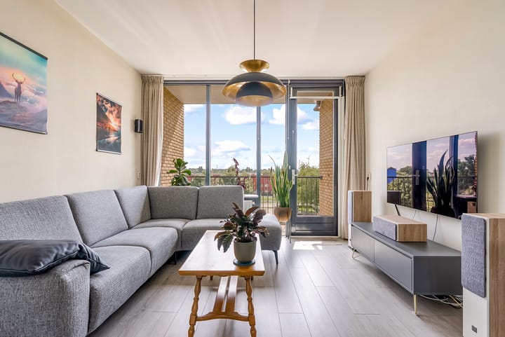 Foto 2 van Makassarhof 58