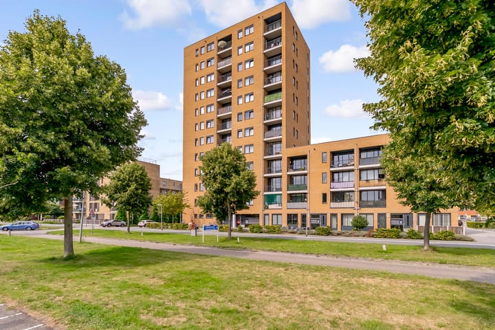 Foto 1 van Makassarhof 58