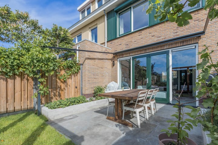 Foto 2 van Piekelant 9