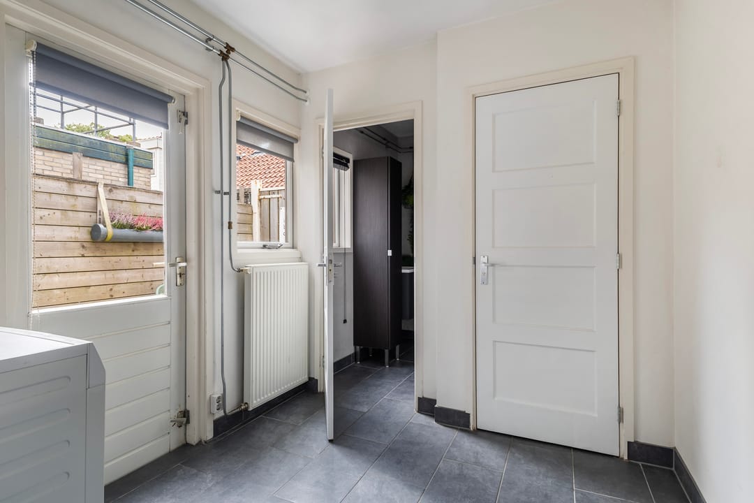 Foto 28 van van der Wielenstraat 4