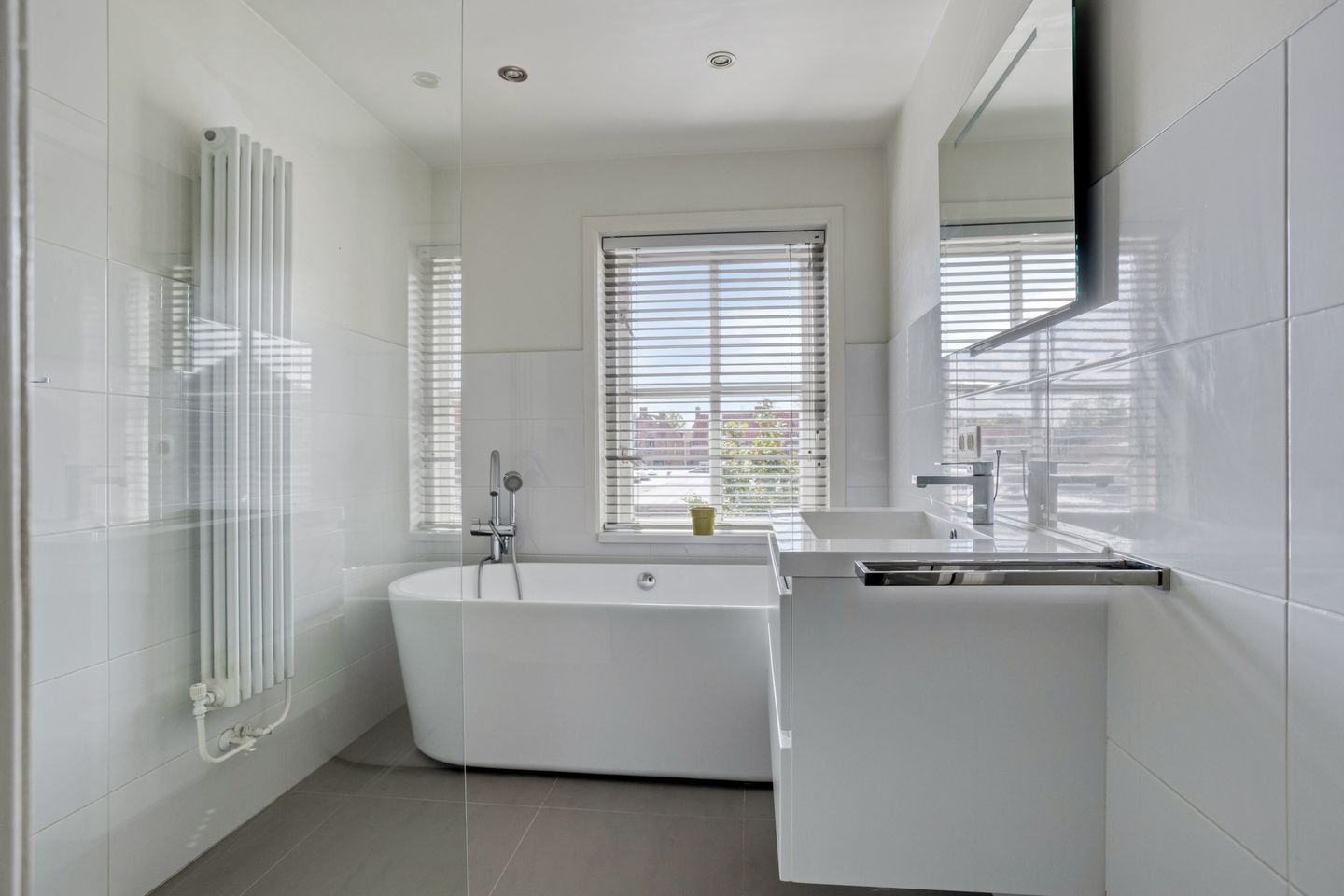 Foto 14 van Minnepoortstraat 13