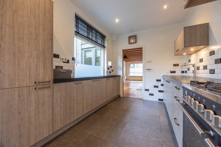 Foto 16 van Burgerhoutsestraat 66