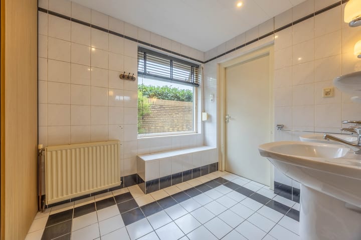 Foto 22 van Burgerhoutsestraat 66