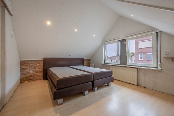 Foto 26 van Burgerhoutsestraat 66