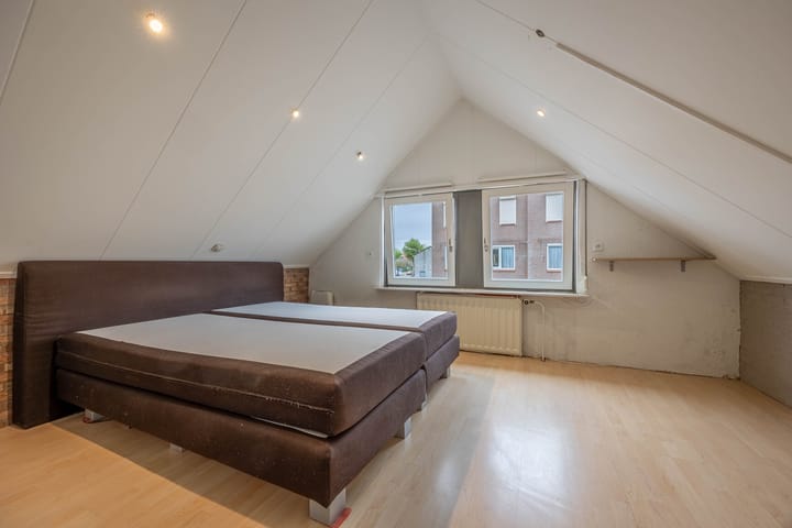 Foto 27 van Burgerhoutsestraat 66