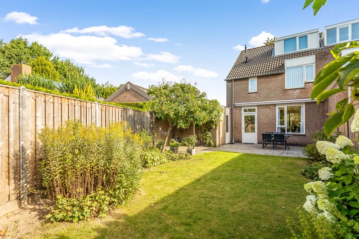 Foto 11 van Benedictastraat 2