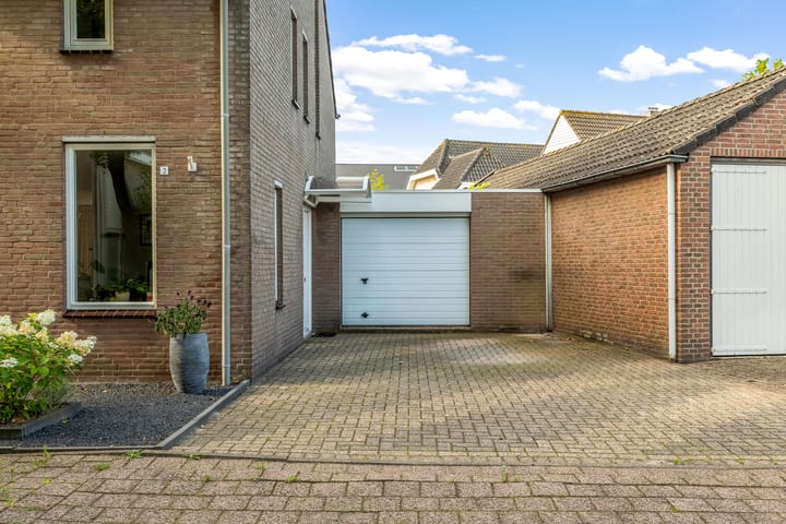 Foto 25 van Benedictastraat 2