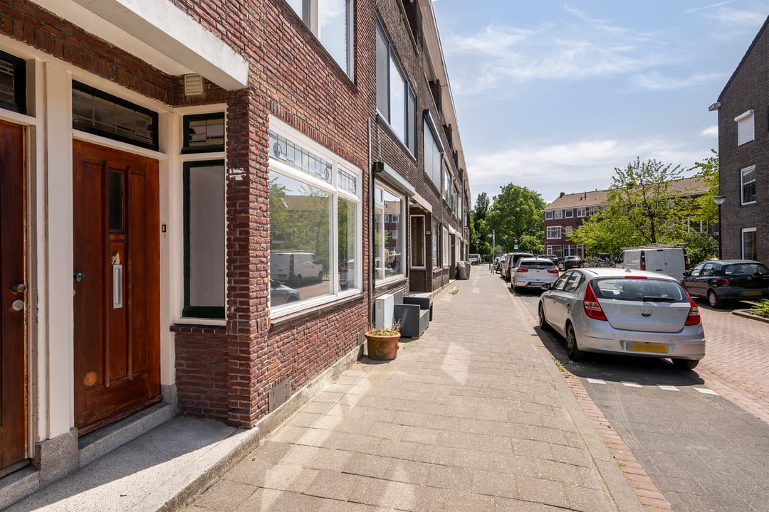Photo 7 of Sweelinckstraat 119