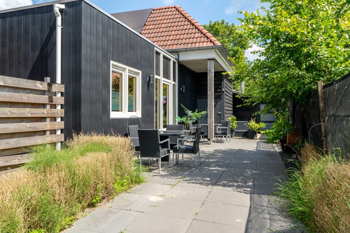 Photo 40 of Engelberterweg 91