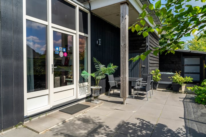 Photo 41 of Engelberterweg 91