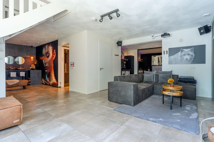 Photo 51 of Engelberterweg 91