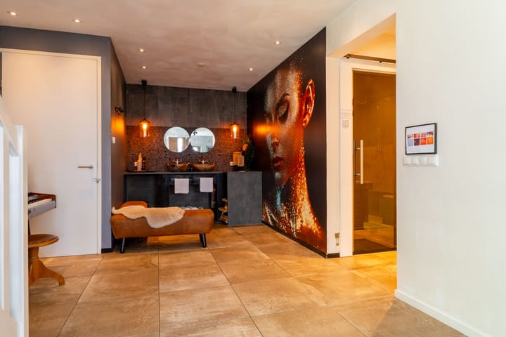 Photo 63 of Engelberterweg 91