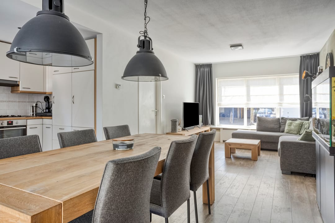 Photo 8 of Leliestraat 29