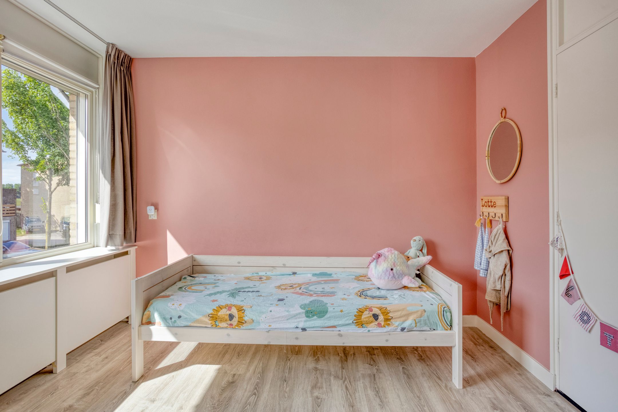 Photo 18 of Leliestraat 29