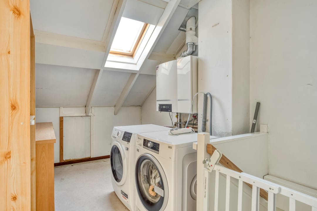 Photo 22 of Leliestraat 29