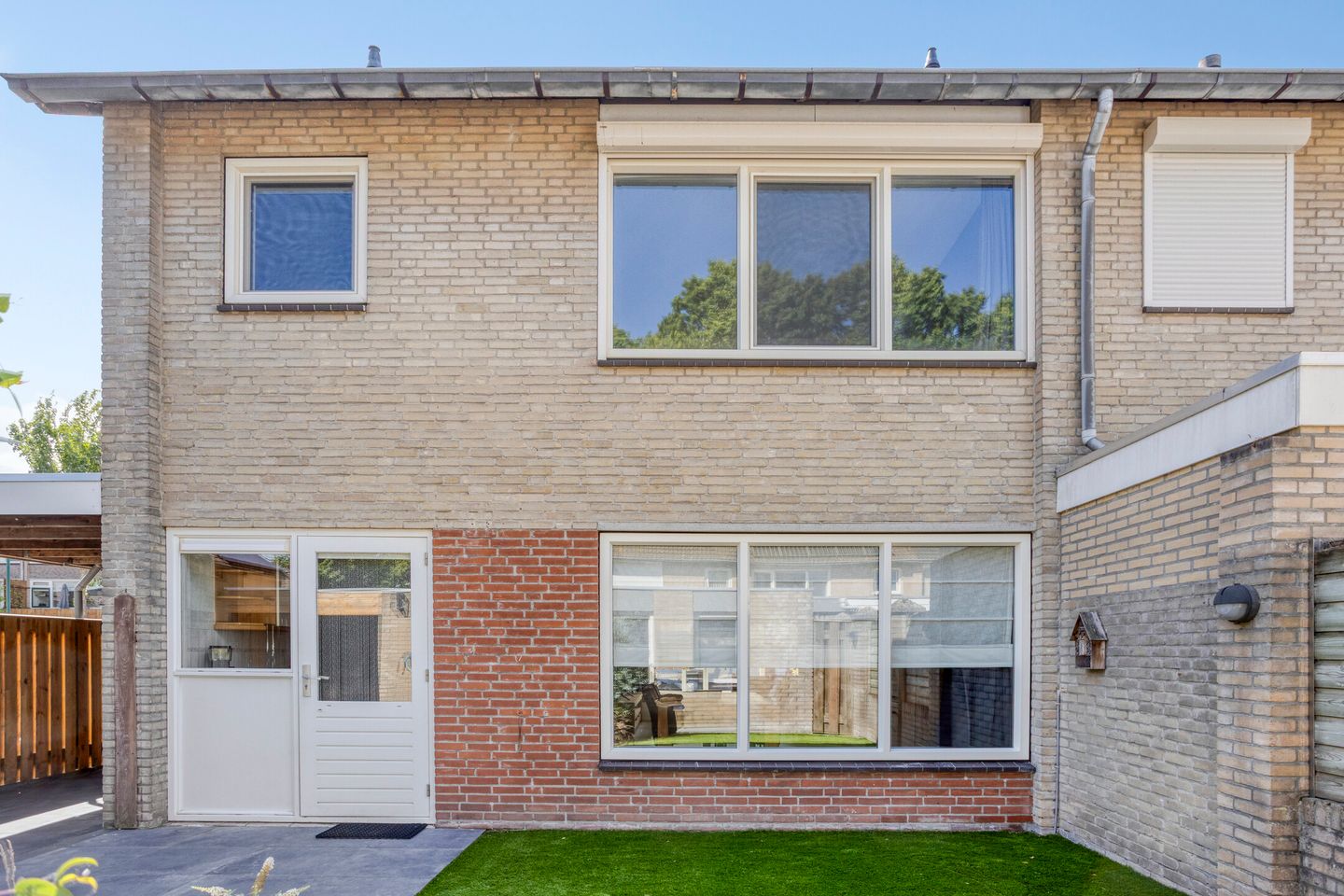 Photo 29 of Leliestraat 29