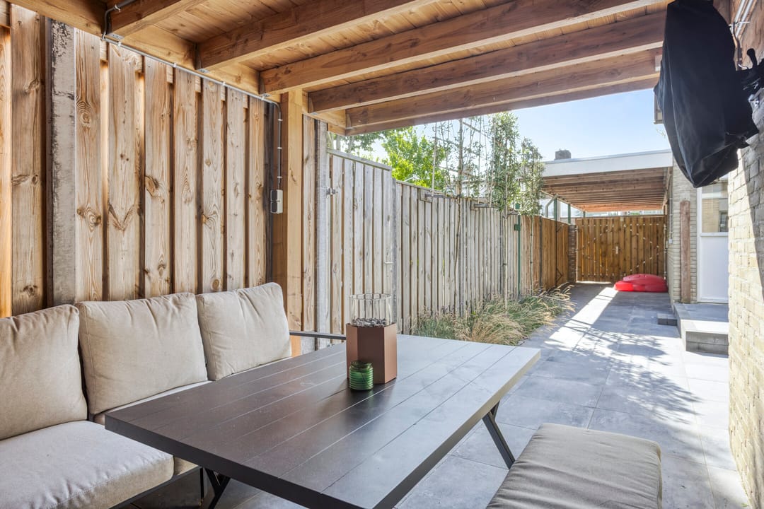 Photo 32 of Leliestraat 29